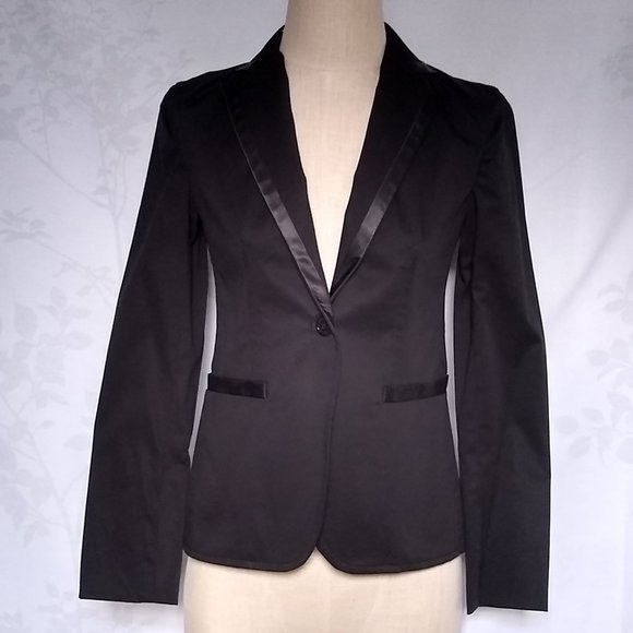 GAP Jackets & Blazers - NWT Vintage Y2K Black tuxedo blazer jacket (Gap)